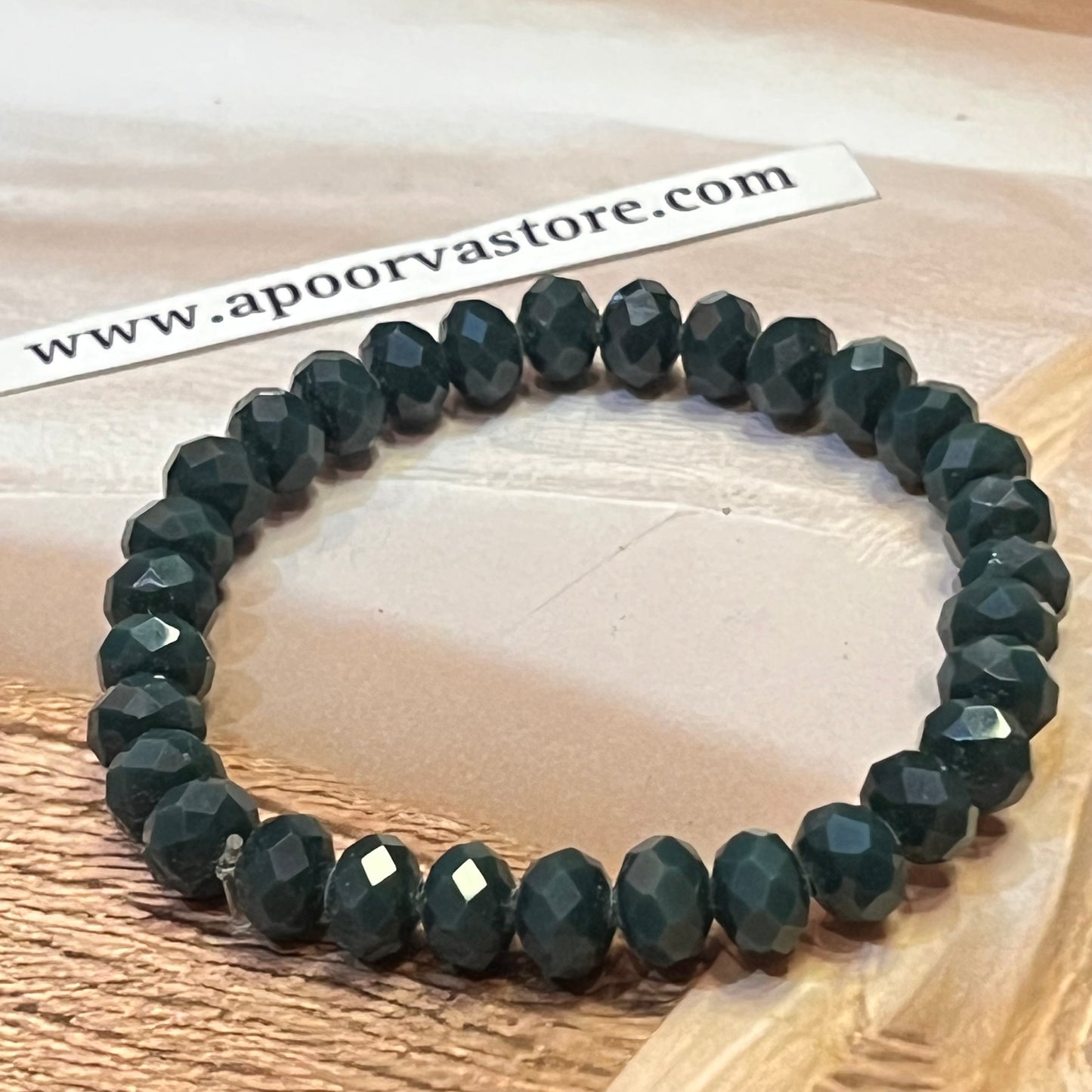 Green Glass healing Bracelet by by Crystall and Herbs