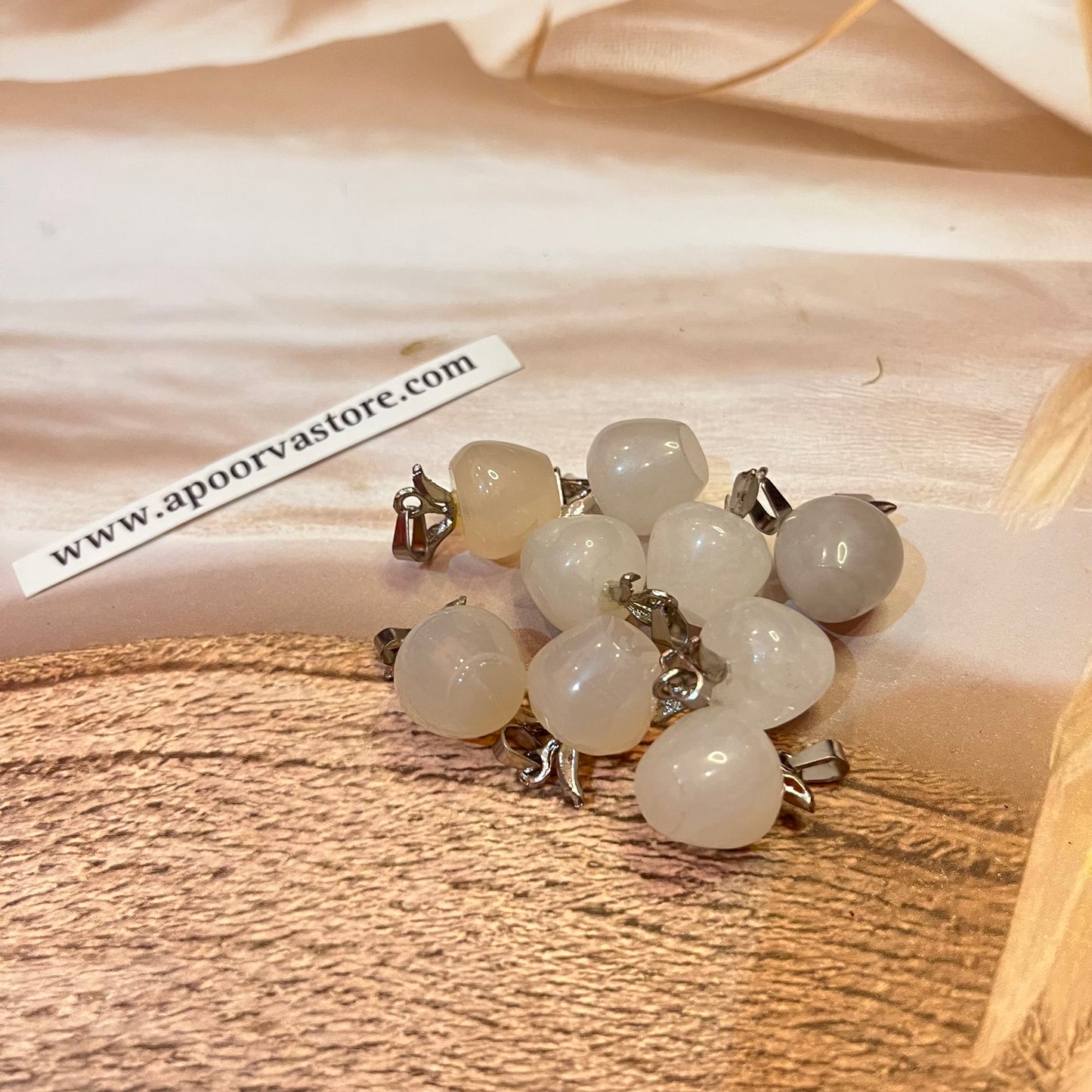 Rose Quartz Apple Pendant by Crystall and Herbs