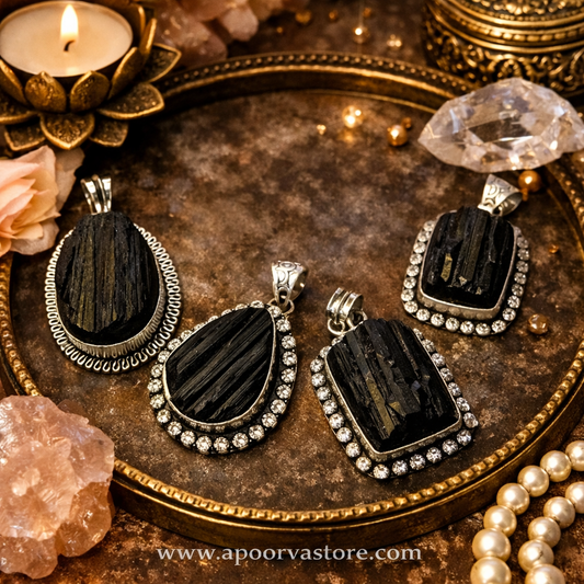 Black Raw Tourmouline Neck Pendant by Crystall and Herbs