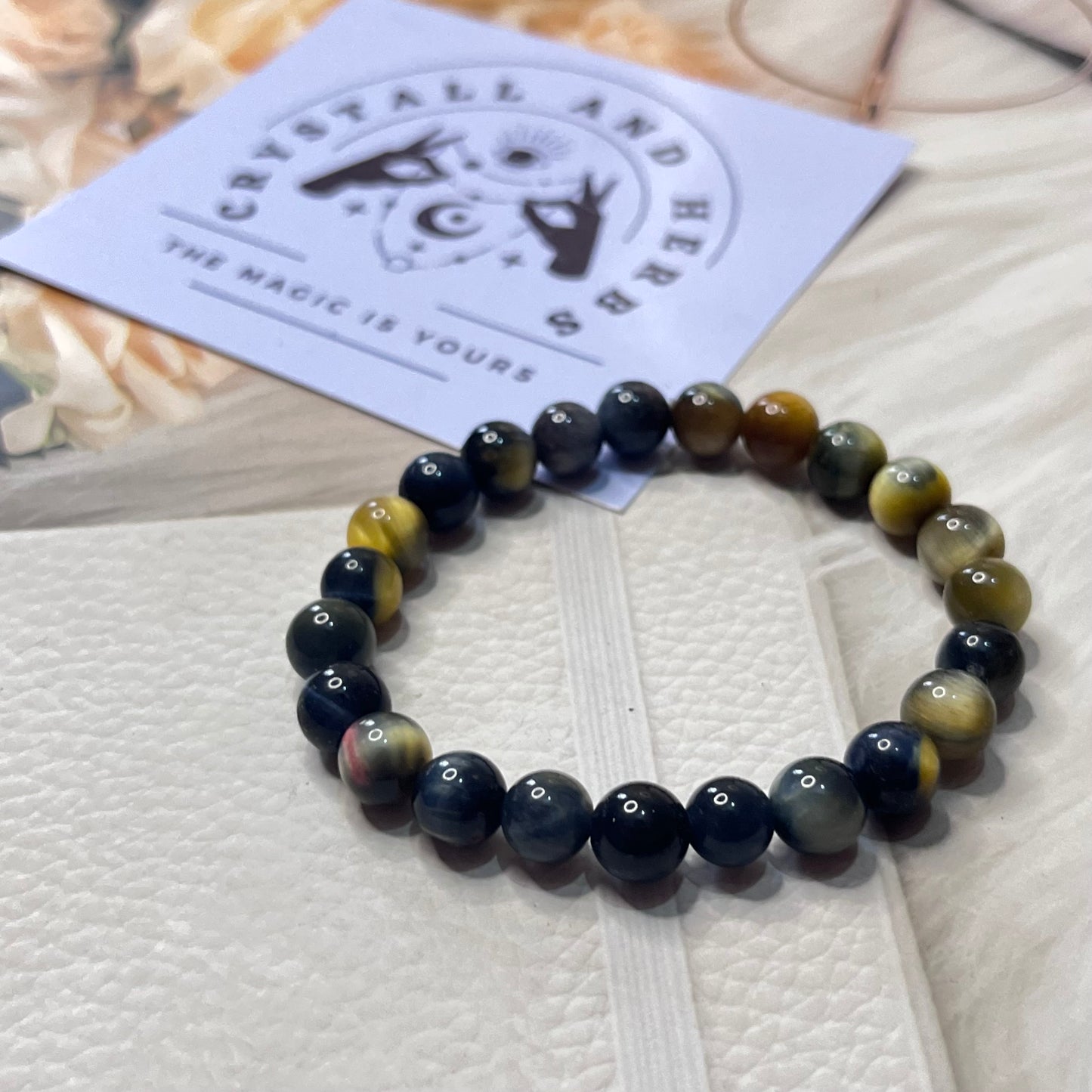 Gray Cats eye lehsunia Bracelet by Crystall and Herbs