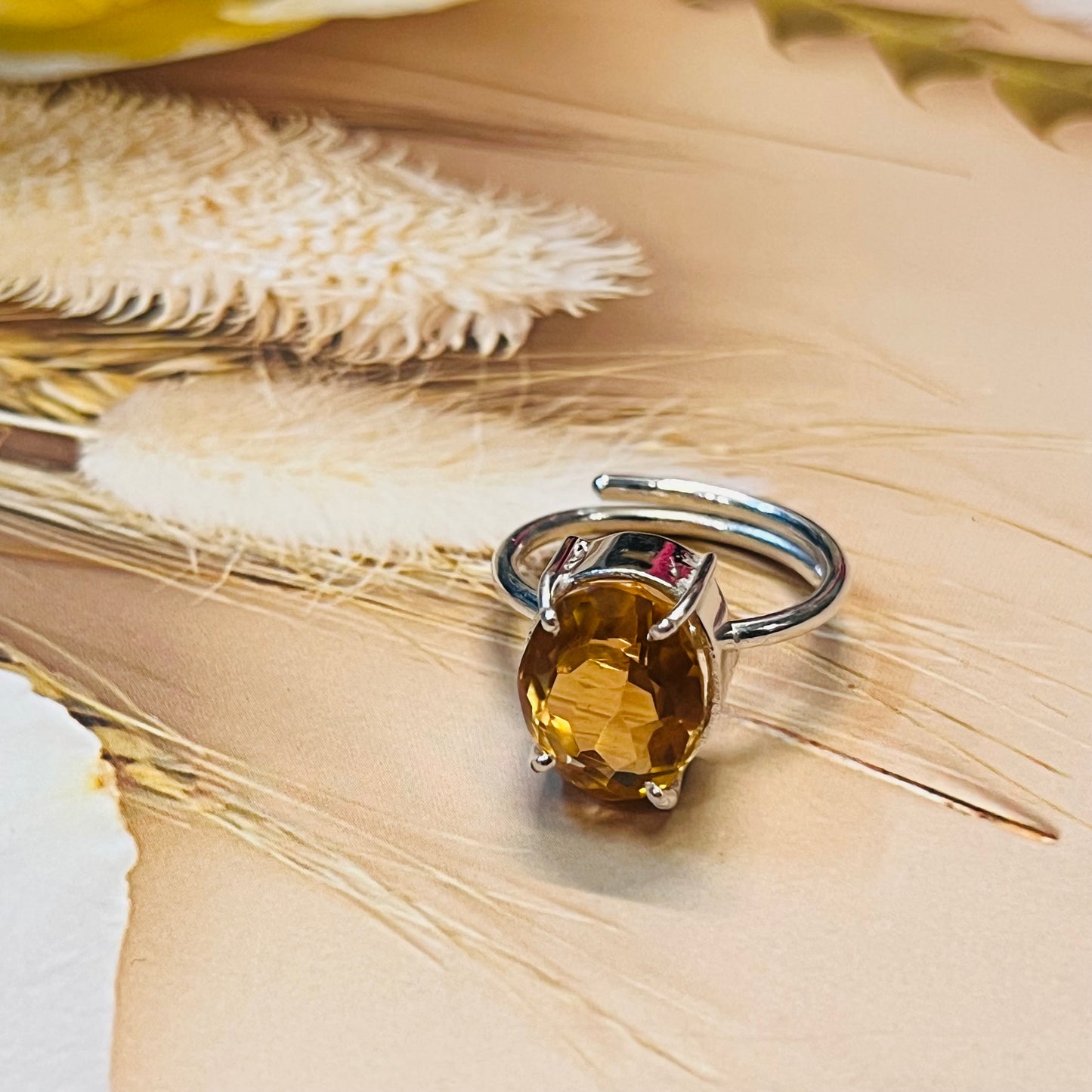 Citrine Wealth Ring by Crystall and Herbs