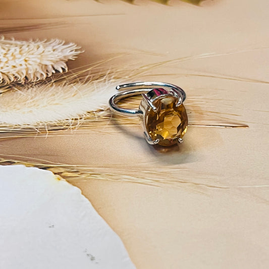 Citrine Wealth Ring by Crystall and Herbs